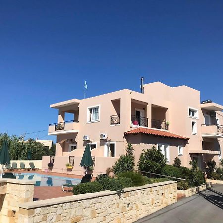 Kydoni Apartments And Studios Agia Marina Екстериор снимка