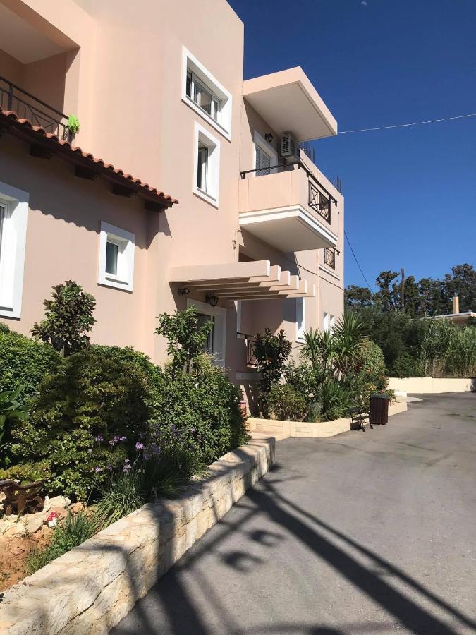 Kydoni Apartments And Studios Agia Marina Екстериор снимка